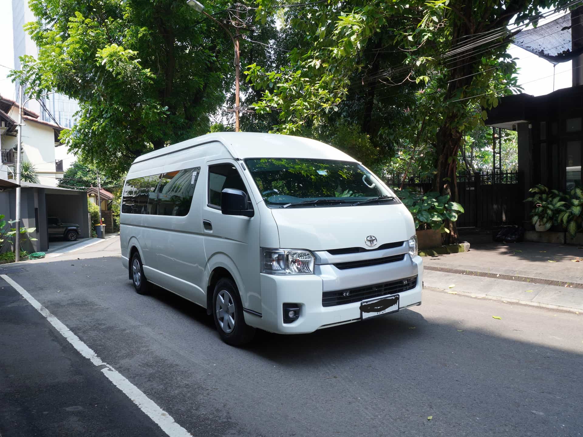 Eksterior Toyota Hiace
